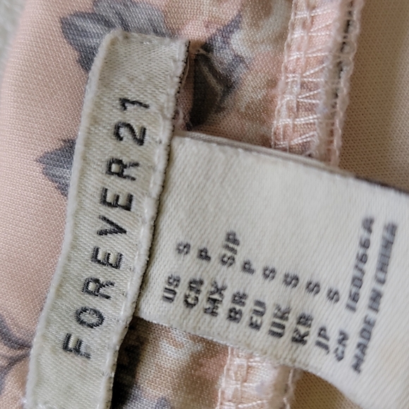 🌾 FLORAL VINTAGE PASTEL ROSE SAGE PINK CREAM SKIRT - Picture 6 of 6